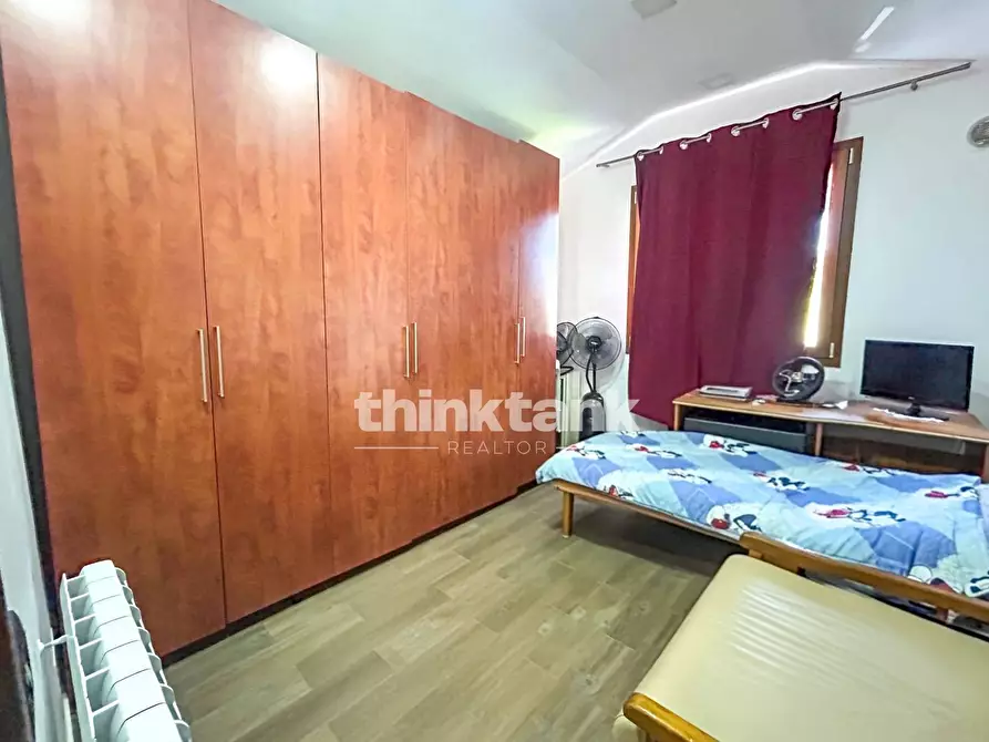 Immagine 13 di Villa in vendita  in Via Della Spiaggia a Augusta