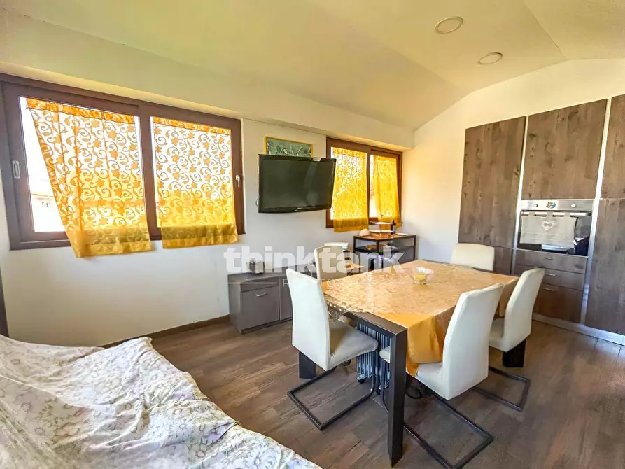 Immagine 4 di Villa in vendita  in Via Della Spiaggia a Augusta