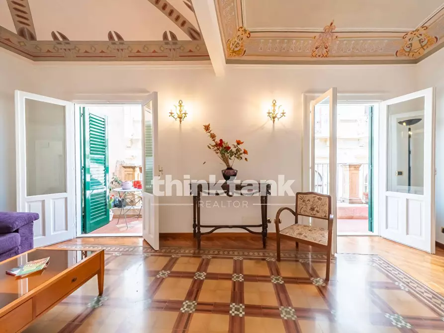 Immagine 12 di Appartamento in vendita  in Via Roma a Siracusa