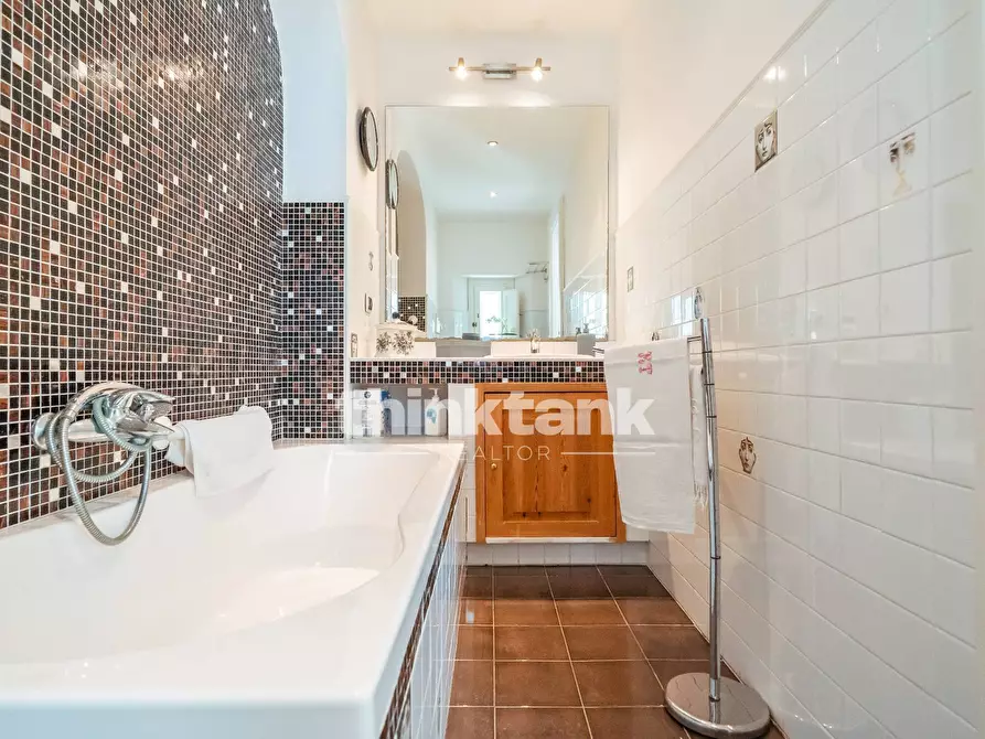 Immagine 28 di Appartamento in vendita  in Via Roma a Siracusa