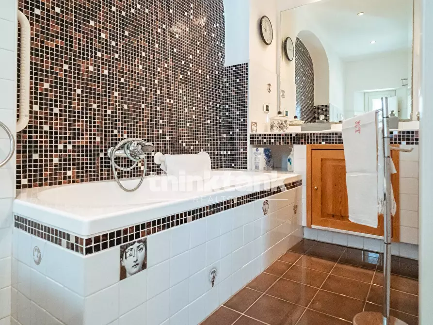 Immagine 31 di Appartamento in vendita  in Via Roma a Siracusa