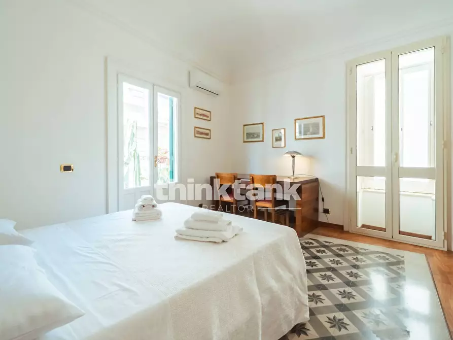 Immagine 48 di Appartamento in vendita  in Via Roma a Siracusa