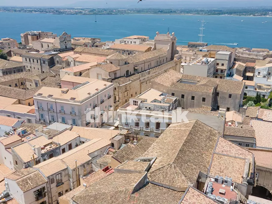 Immagine 69 di Appartamento in vendita  in Via Roma a Siracusa