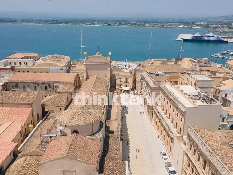 Immagine 70 di Appartamento in vendita  in Via Roma a Siracusa