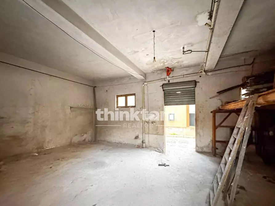 Immagine 2 di Magazzino in vendita  in Via Michelangelo Buonarroti 5 a Pachino