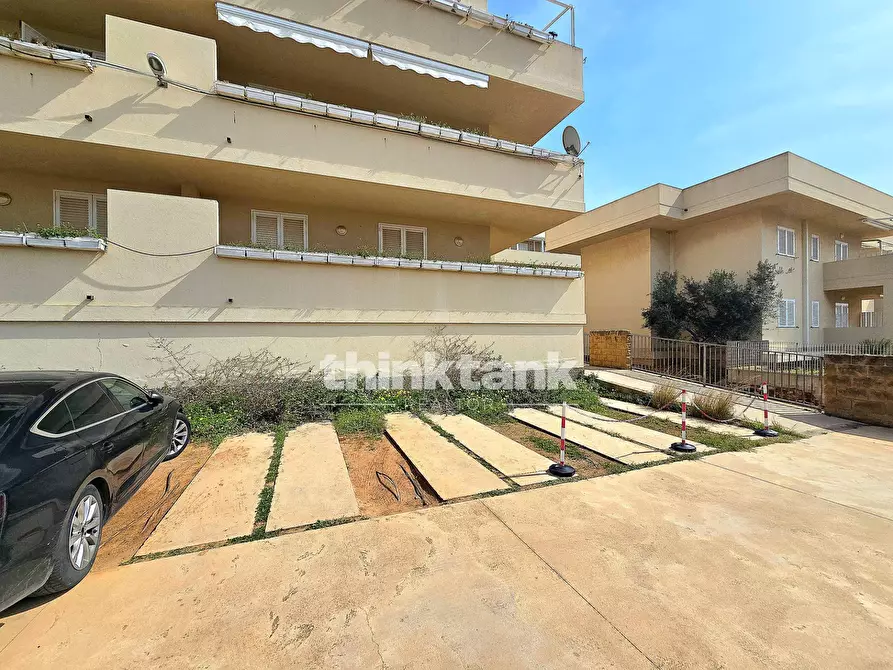 Immagine 22 di Appartamento in vendita  in SP88 a Giarratana