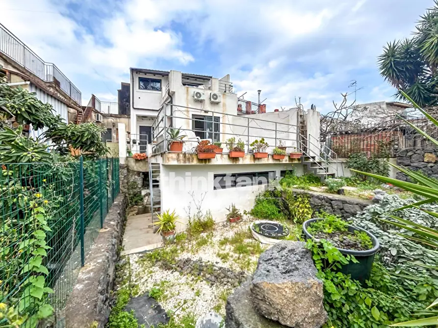 Immagine 3 di Casa semindipendente in vendita  in Via Ariazzi a Acireale