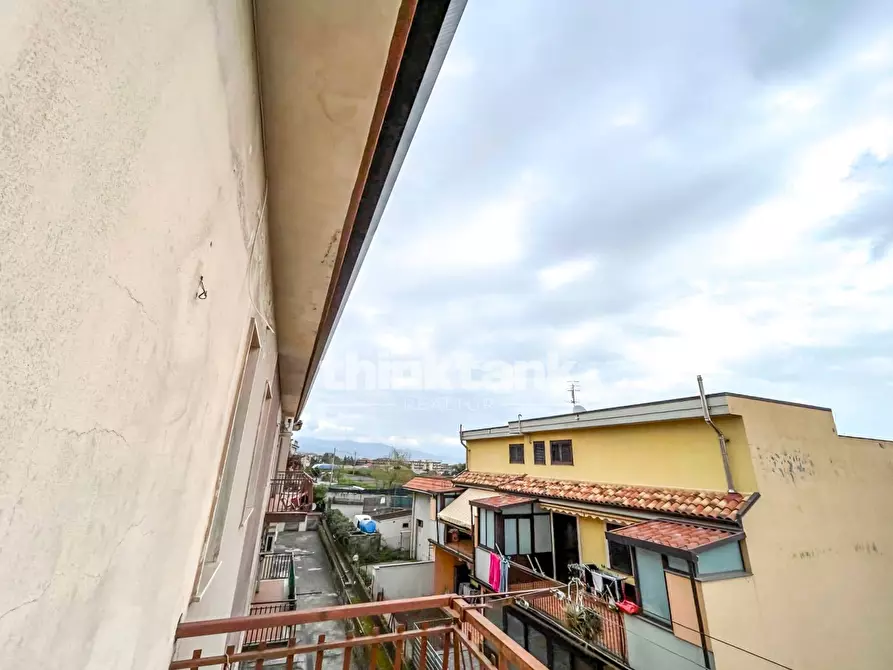 Immagine 17 di Appartamento in vendita  in Via Luigi Settembrini a Giarre