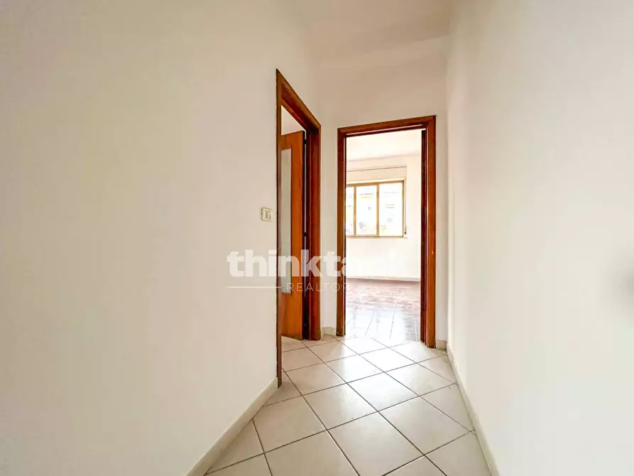 Immagine 7 di Appartamento in vendita  in Via Luigi Settembrini a Giarre