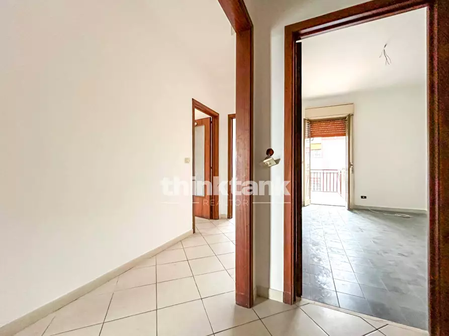 Immagine 2 di Appartamento in vendita  in Via Luigi Settembrini a Giarre