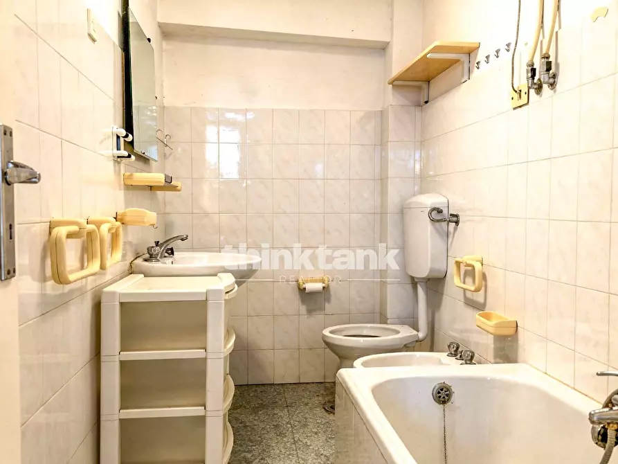 Immagine 10 di Appartamento in vendita  in Via Agostino De Cosmi 6 a Catania