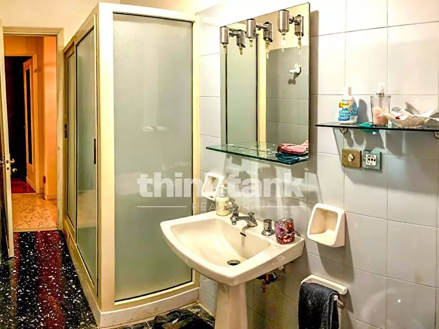 Immagine 11 di Appartamento in vendita  in Via Del Bosco 351 a Catania