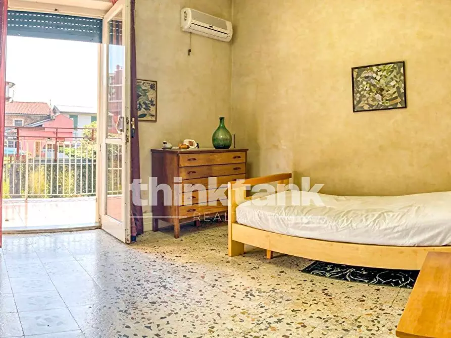 Immagine 13 di Appartamento in vendita  in Via Del Bosco 351 a Catania