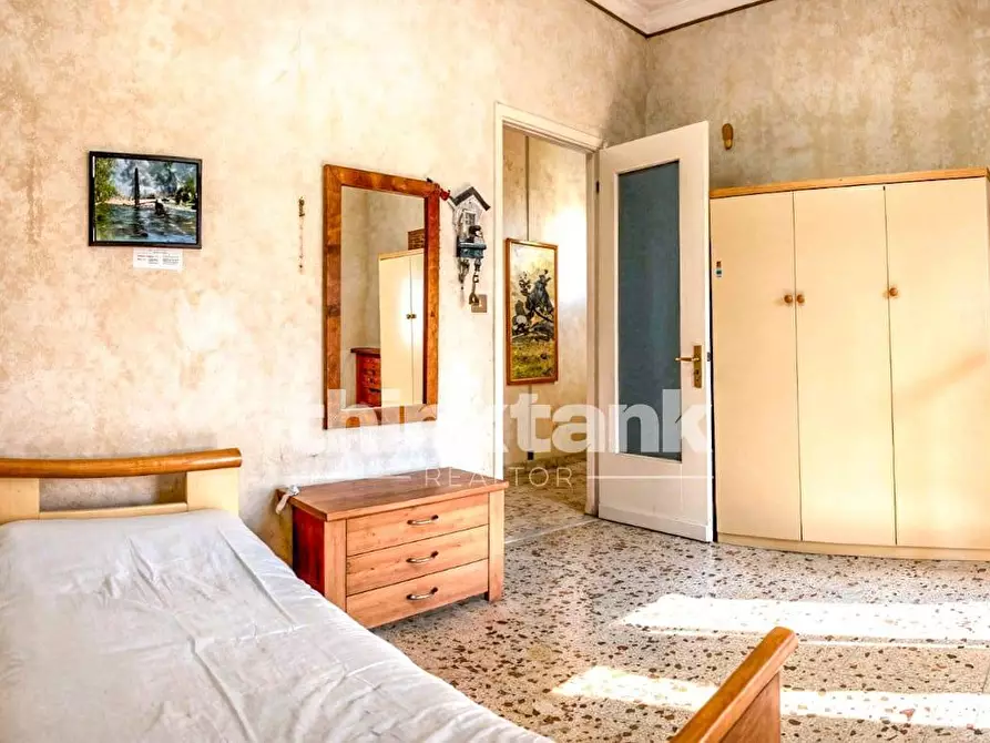 Immagine 14 di Appartamento in vendita  in Via Del Bosco 351 a Catania