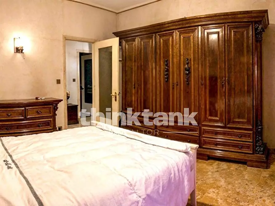 Immagine 16 di Appartamento in vendita  in Via Del Bosco 351 a Catania