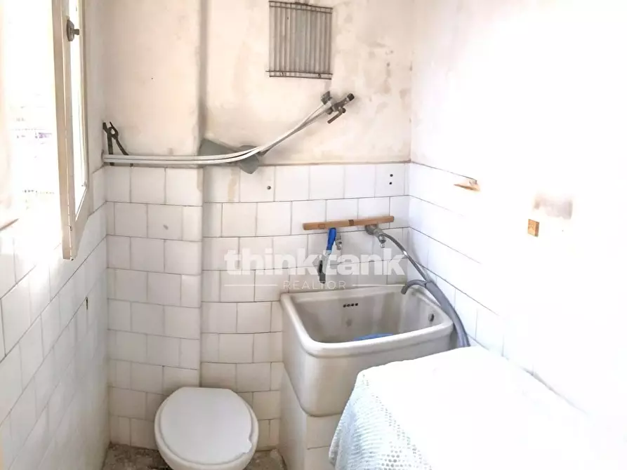 Immagine 19 di Appartamento in vendita  in Via Del Bosco 351 a Catania