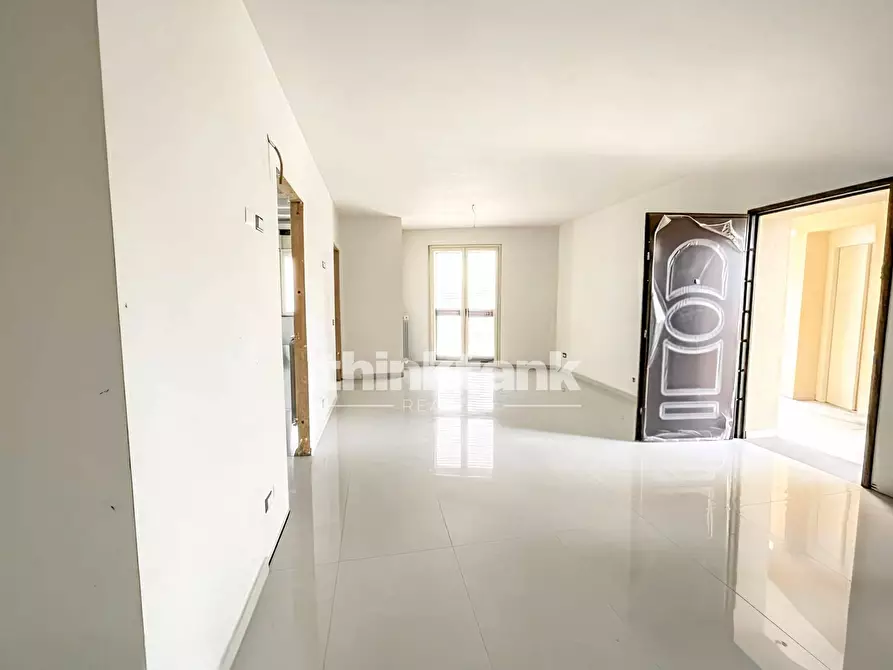 Immagine 1 di Appartamento in vendita  in Via Ogliastro a Catania