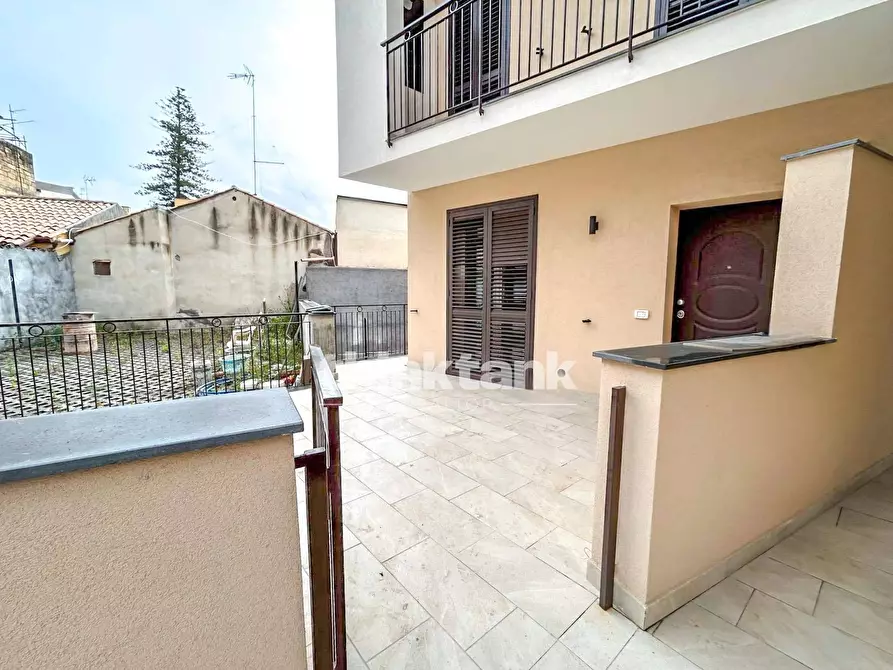 Immagine 3 di Appartamento in vendita  in Via Ogliastro a Catania