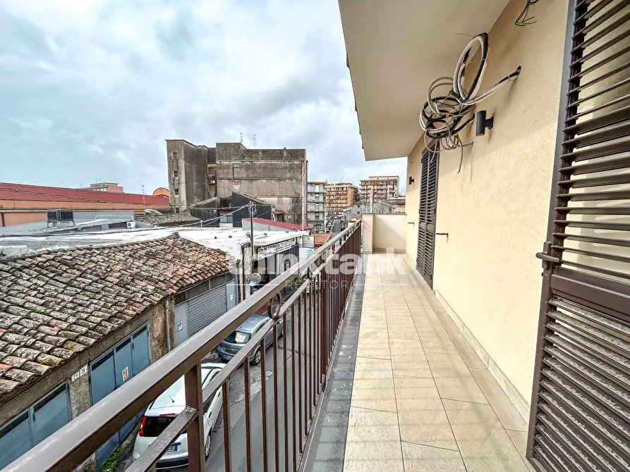 Immagine 2 di Appartamento in vendita  in Via Ogliastro a Catania