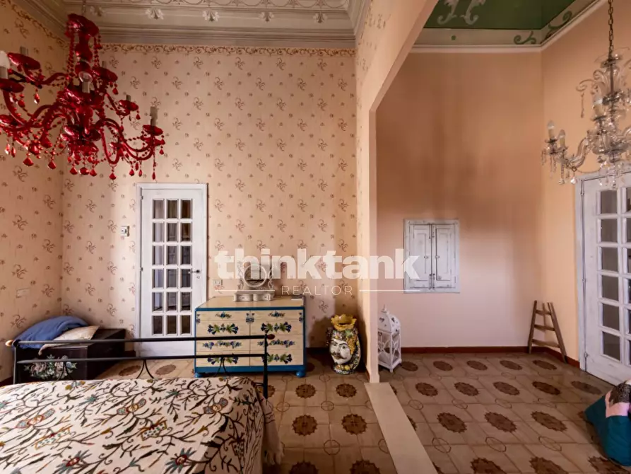 Immagine 6 di Villa in vendita  in Via Santa Lucia a Gravina Di Catania