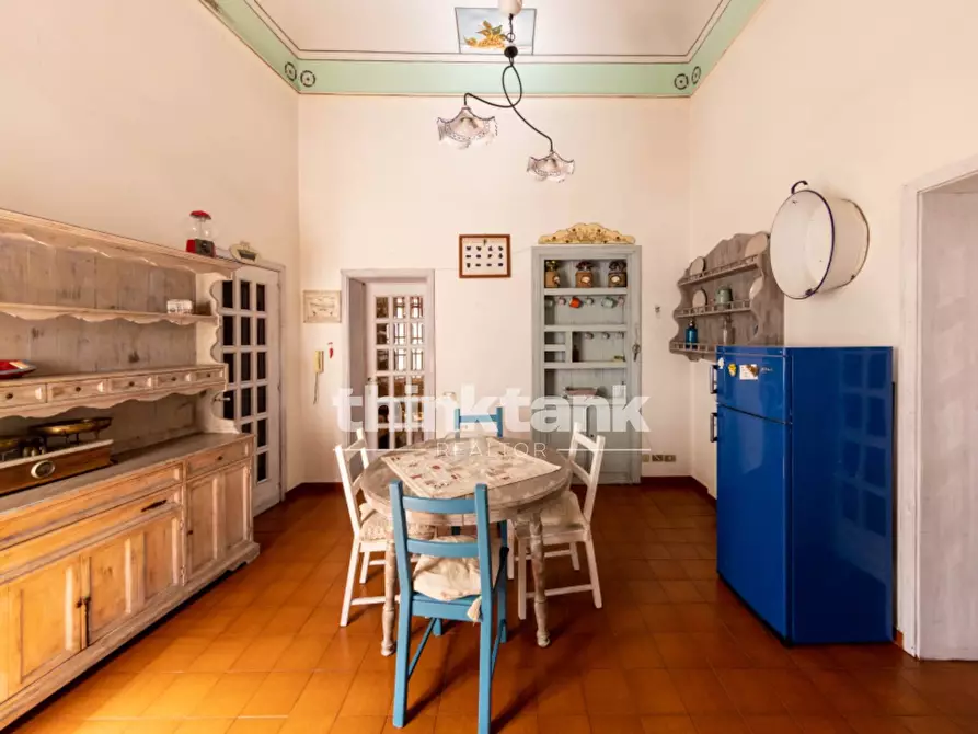 Immagine 9 di Villa in vendita  in Via Santa Lucia a Gravina Di Catania