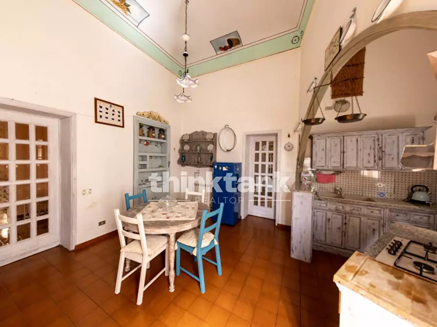 Immagine 12 di Villa in vendita  in Via Santa Lucia a Gravina Di Catania