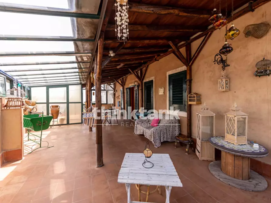 Immagine 24 di Villa in vendita  in Via Santa Lucia a Gravina Di Catania