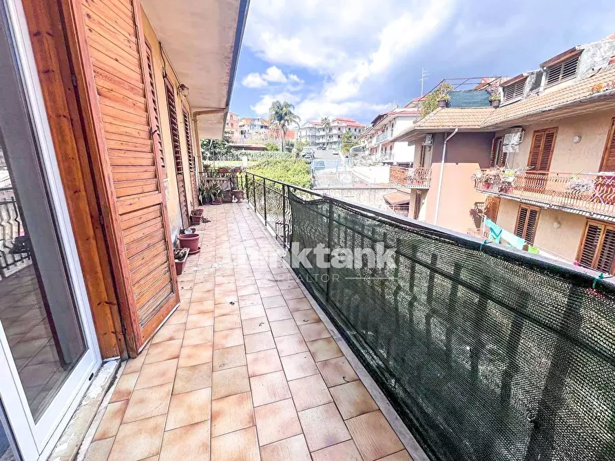 Immagine 28 di Appartamento in vendita  in Via Santo Spirito a Aci Sant'antonio