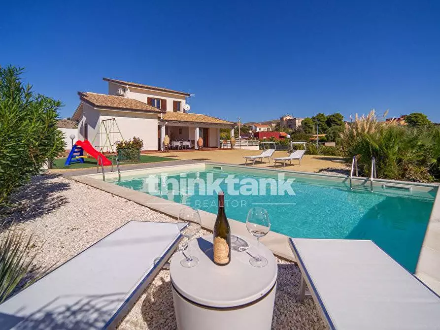 Immagine 5 di Villa in affitto  in Via Giovanni Falcone a Alessandria Della Rocca