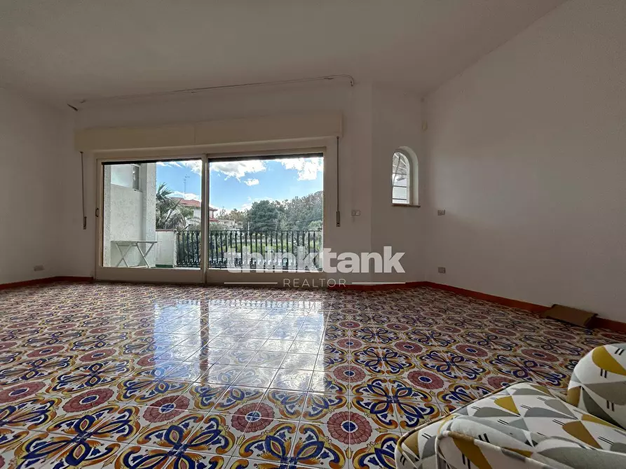 Immagine 2 di Appartamento in vendita  in Via Livorno a Aci Castello