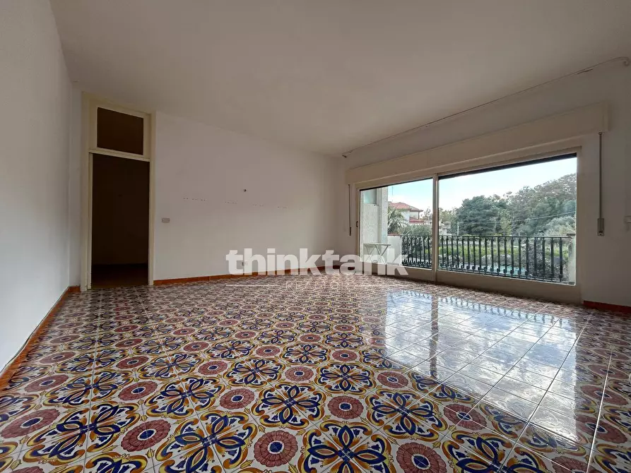 Immagine 3 di Appartamento in vendita  in Via Livorno a Aci Castello