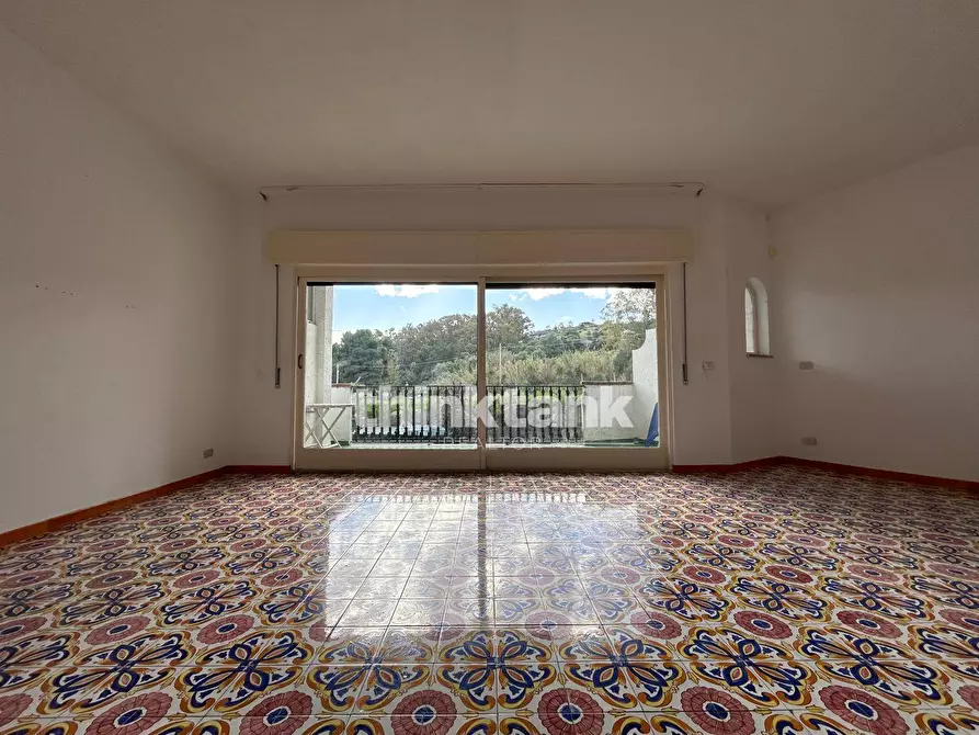 Immagine 5 di Appartamento in vendita  in Via Livorno a Aci Castello