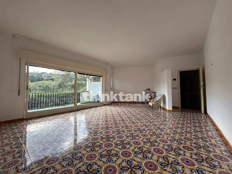 Immagine 11 di Appartamento in vendita  in Via Livorno a Aci Castello