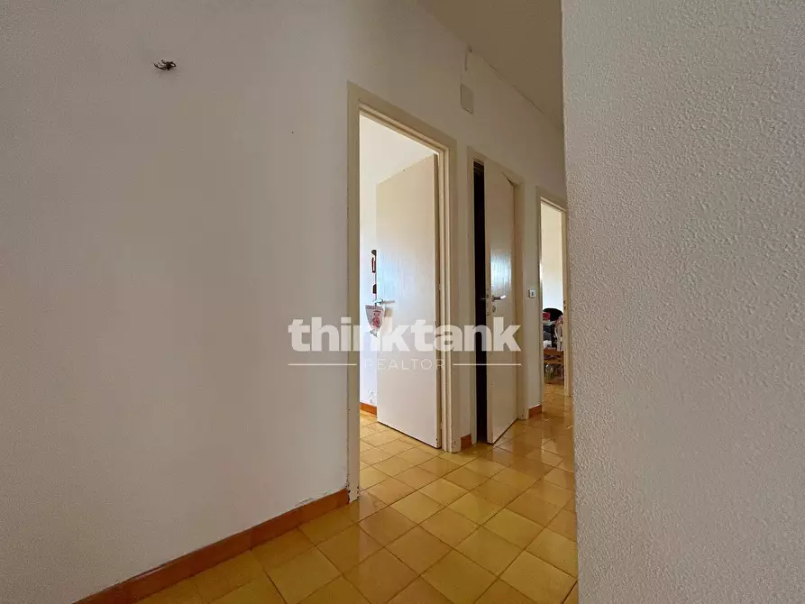 Immagine 12 di Appartamento in vendita  in Via Livorno a Aci Castello