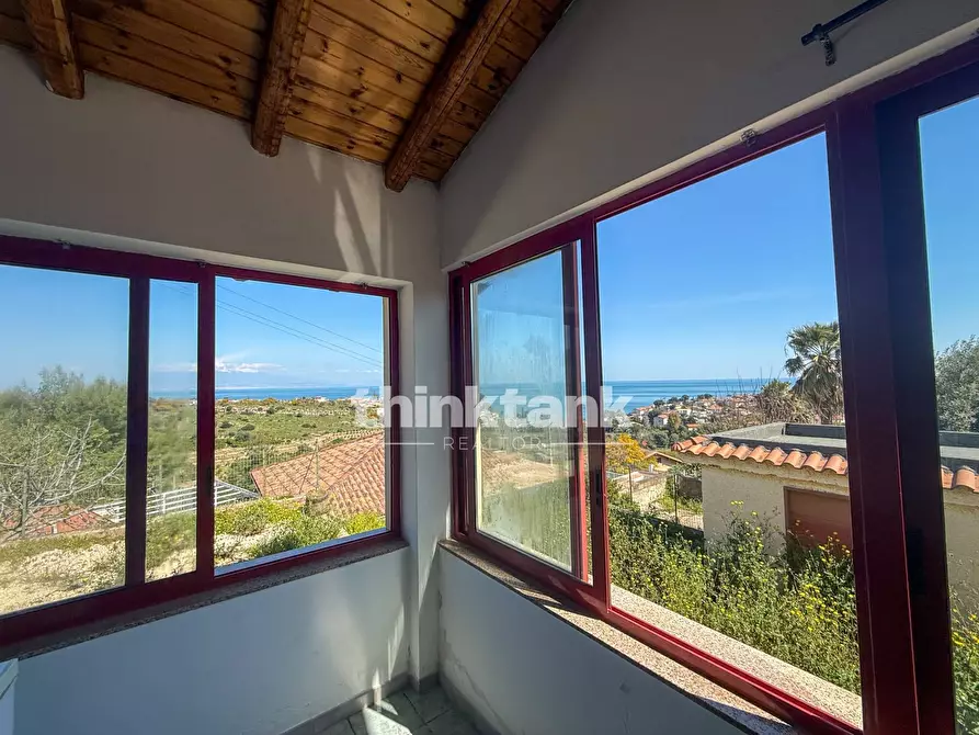 Immagine 5 di Villa in vendita  in Via delle Aragoste a Augusta