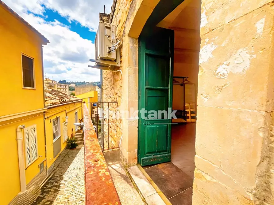 Immagine 16 di Casa indipendente in vendita  in vico pio 8 a Modica