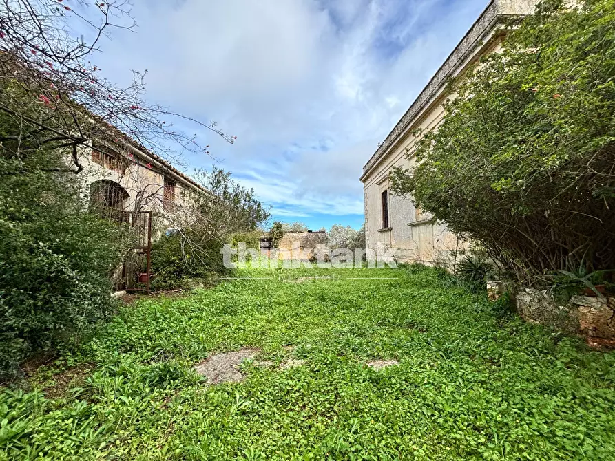 Immagine 40 di Rustico / casale in vendita  in Contrada Serra a Buccheri