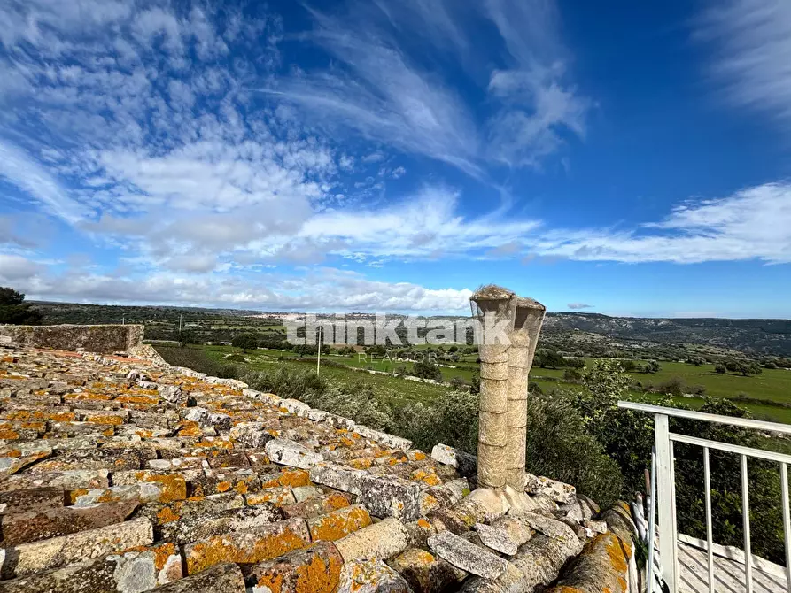 Immagine 31 di Rustico / casale in vendita  in Contrada Serra a Buccheri