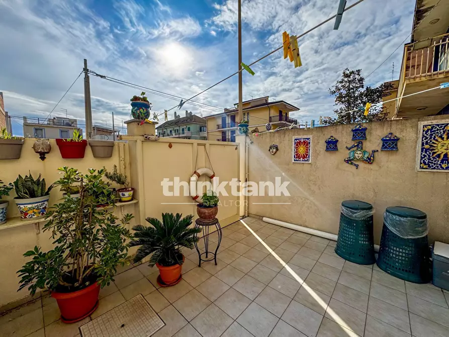 Immagine 28 di Appartamento in vendita  in Viale Paolo Calleri a Pachino