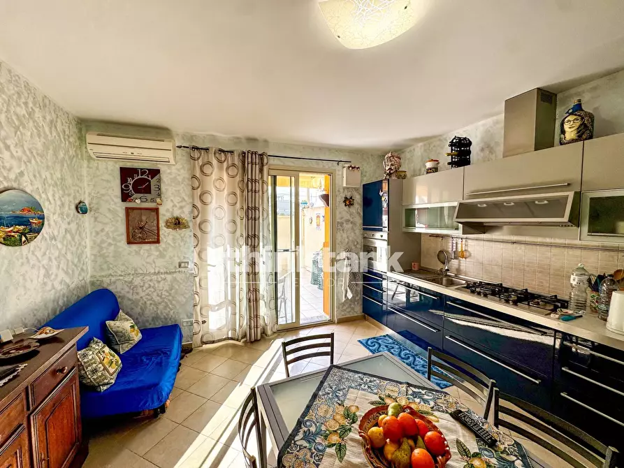 Immagine 9 di Appartamento in vendita  in Viale Paolo Calleri a Pachino