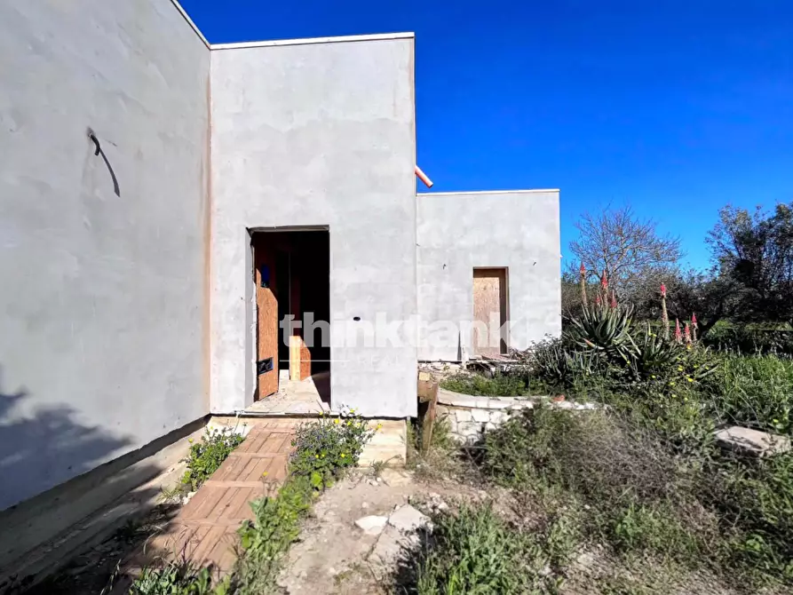 Immagine 10 di Villa in vendita  in Contrada Tribastone a Ragusa