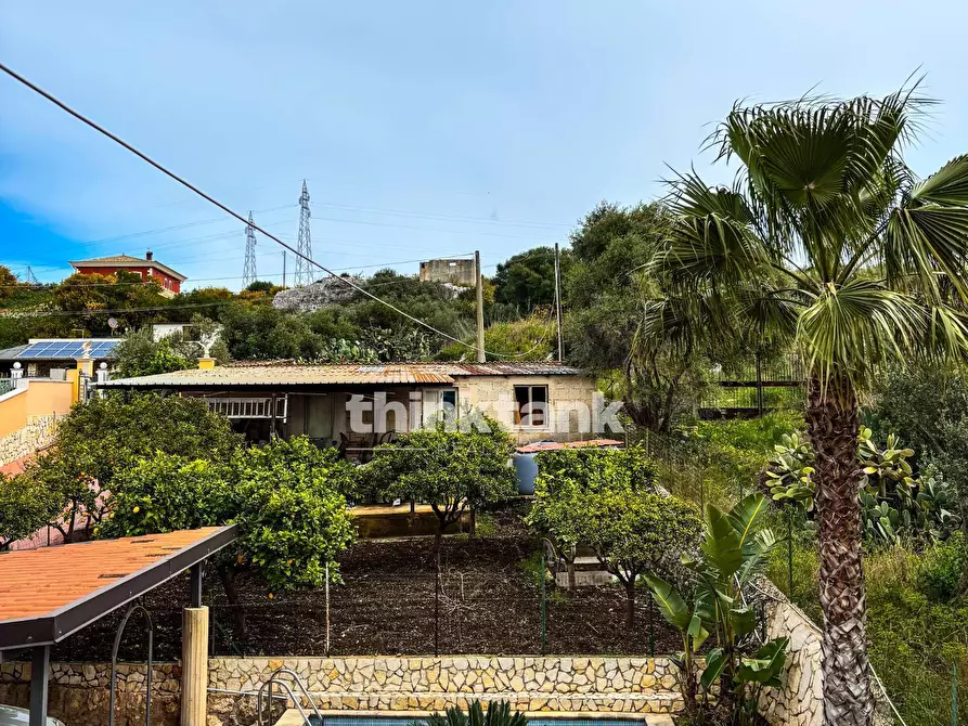 Immagine 34 di Villa in vendita  in Via Luigi Volpicelli a Floridia