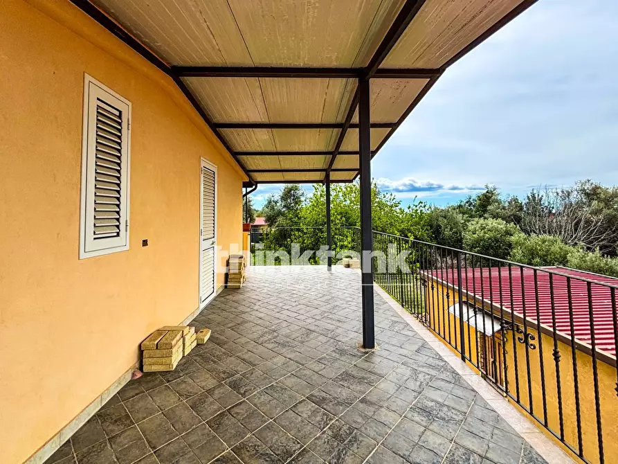 Immagine 36 di Villa in vendita  in Via Luigi Volpicelli a Floridia