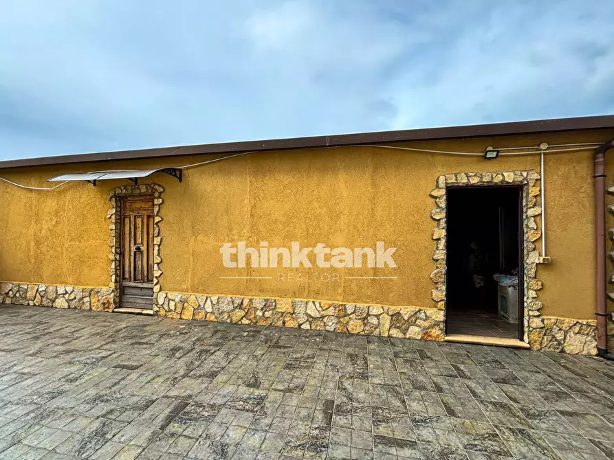 Immagine 47 di Villa in vendita  in Via Luigi Volpicelli a Floridia