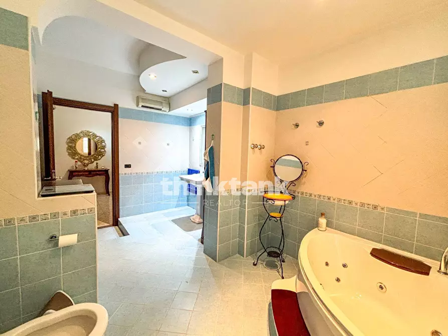 Immagine 21 di Villa in vendita  in Via Luigi Volpicelli a Floridia