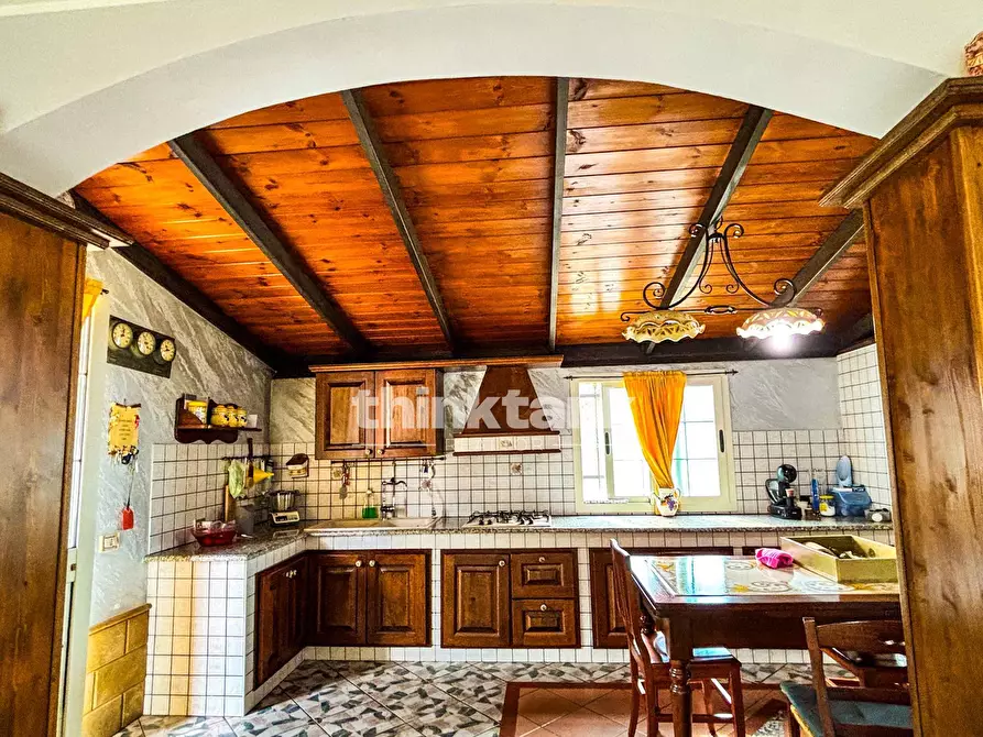 Immagine 7 di Villa in vendita  in Via Luigi Volpicelli a Floridia