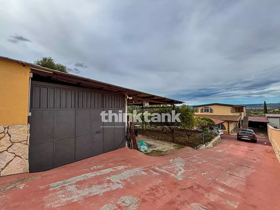 Immagine 50 di Villa in vendita  in Via Luigi Volpicelli a Floridia