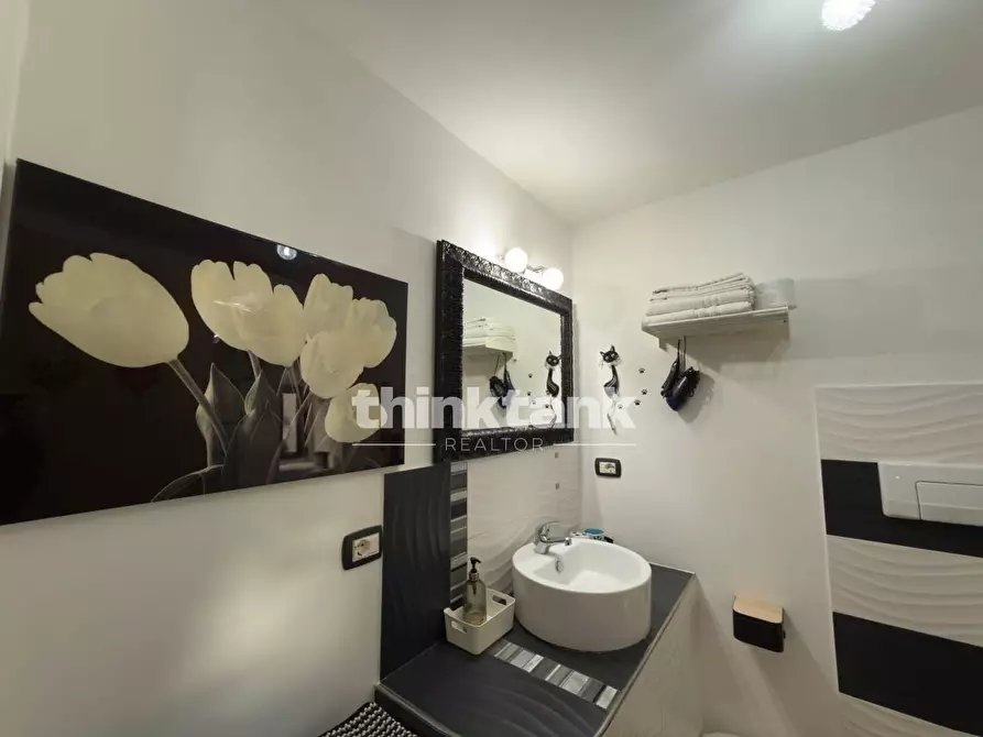 Immagine 32 di Villa in vendita  in Ronco Primo in Via Resalibera a Siracusa
