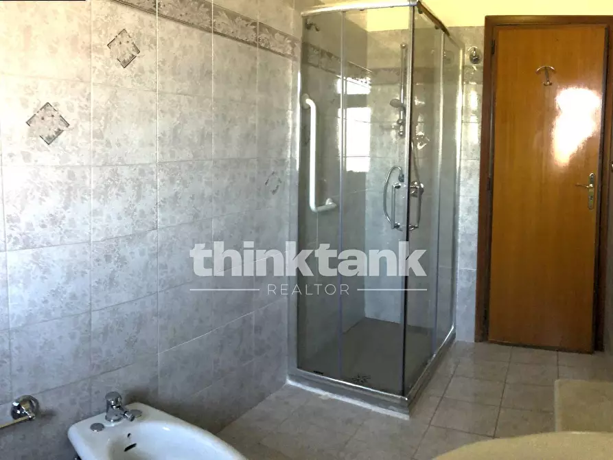 Immagine 12 di Appartamento in vendita  in Piazza Dante Alighieri 6 a Gravina Di Catania