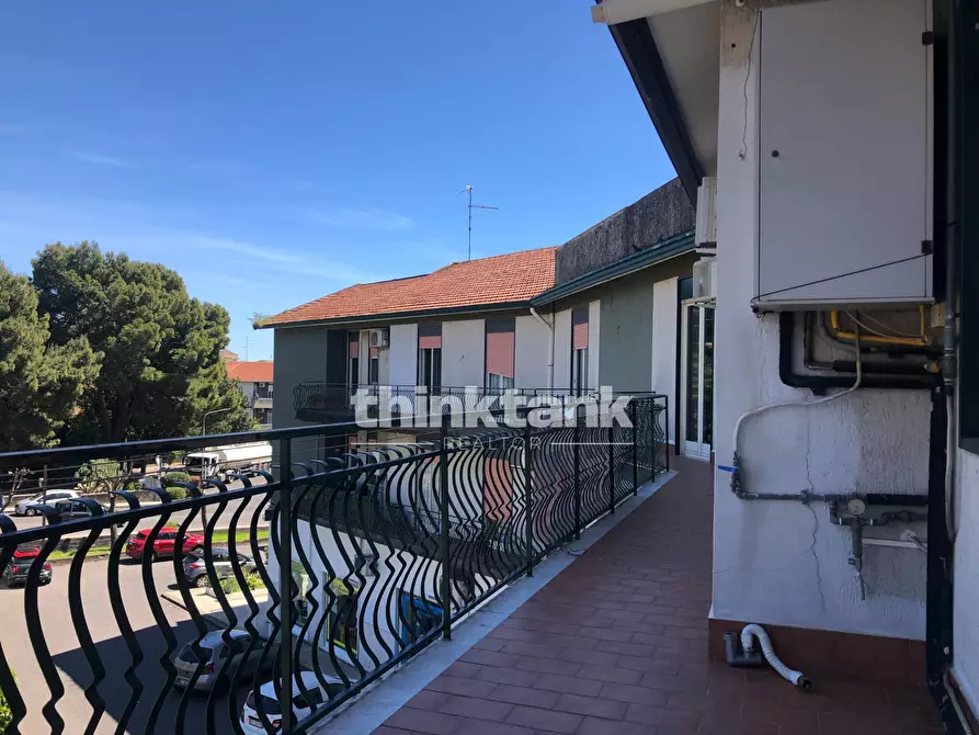 Immagine 21 di Appartamento in vendita  in Piazza Dante Alighieri 6 a Gravina Di Catania